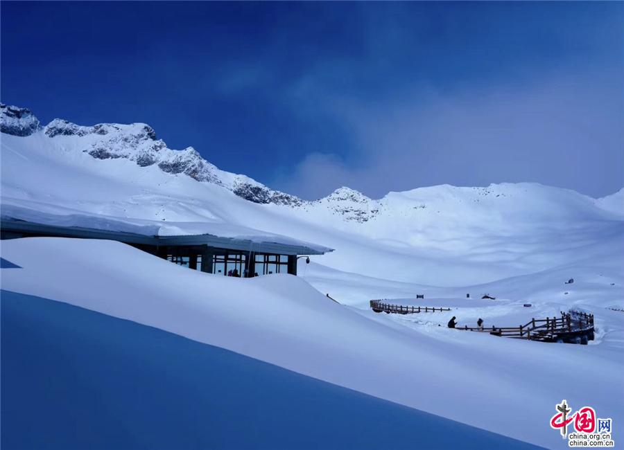 https://mdw-travel-data-us-east-1.s3.amazonaws.com/img/country/China/Dagu-Glacier/img_03.jpg