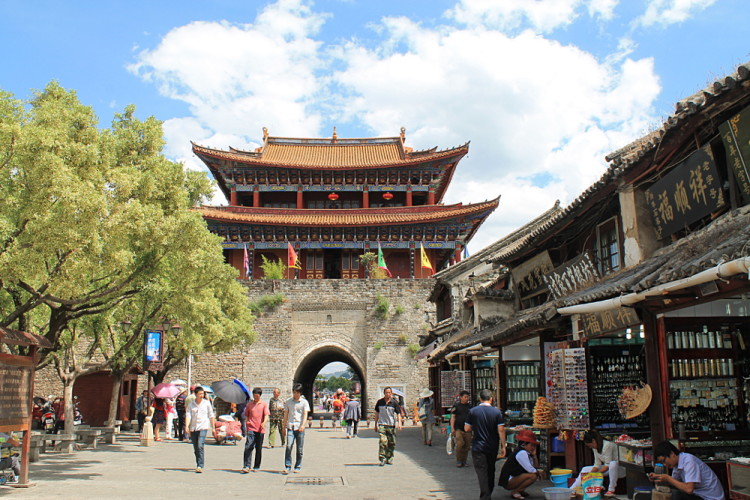 https://mdw-travel-data-us-east-1.s3.amazonaws.com/img/country/China/Dali-Old-Town/img_03.jpg