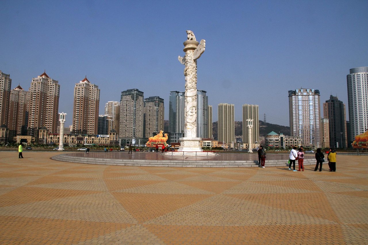 https://mdw-travel-data-us-east-1.s3.amazonaws.com/img/country/China/Dalian-Aquarium/img_01.jpg