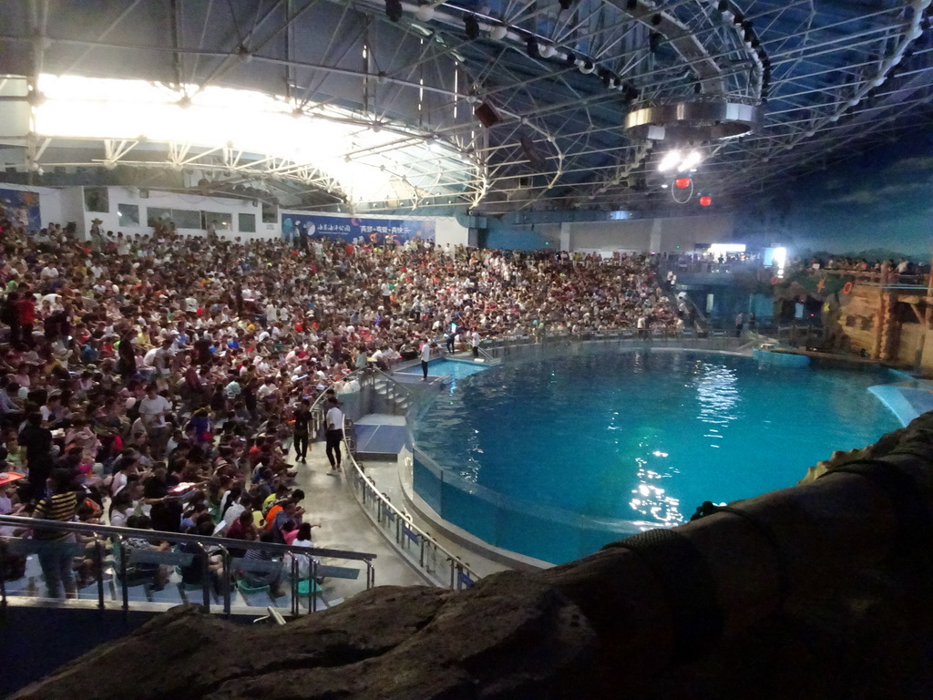 https://mdw-travel-data-us-east-1.s3.amazonaws.com/img/country/China/Dalian-Aquarium/img_02.jpg
