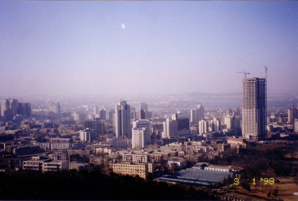 https://mdw-travel-data-us-east-1.s3.amazonaws.com/img/country/China/Dalian-Labor-Park/img_05.jpg