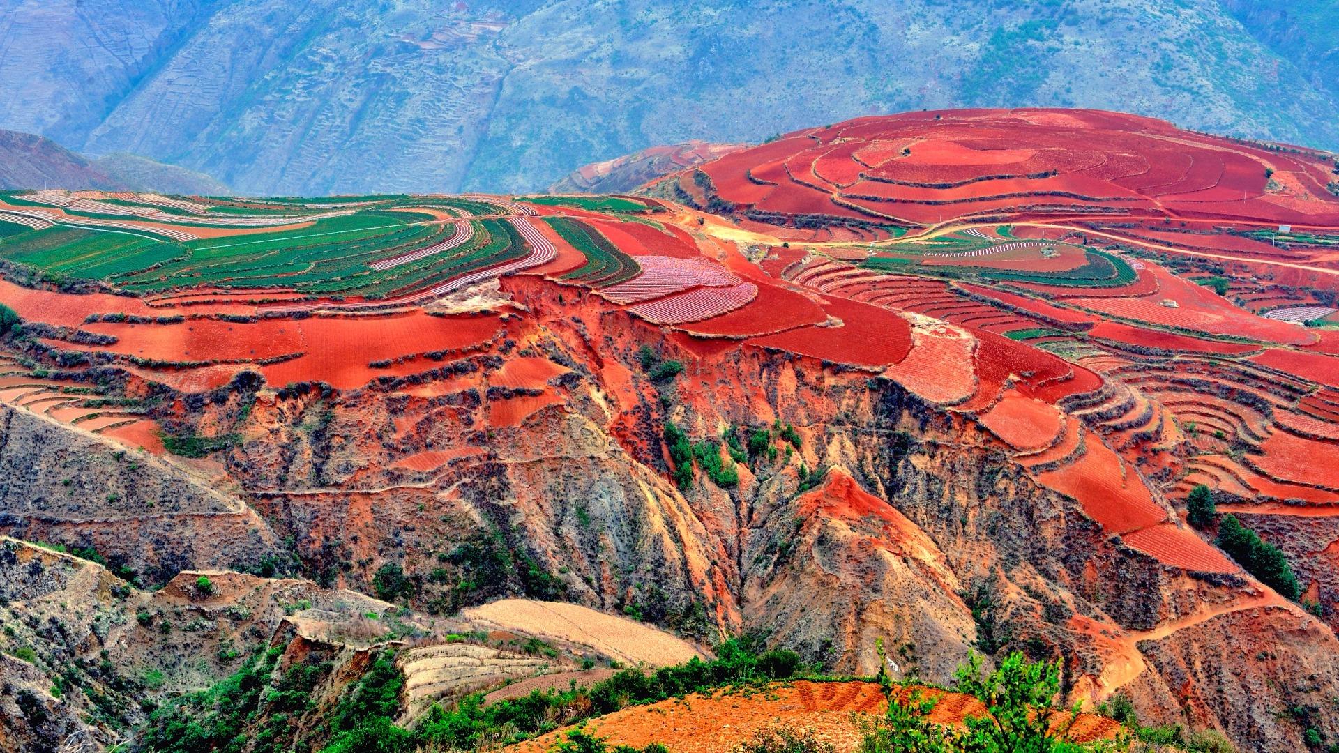 https://mdw-travel-data-us-east-1.s3.amazonaws.com/img/country/China/Dongchuan-Red-Land/img_03.jpg