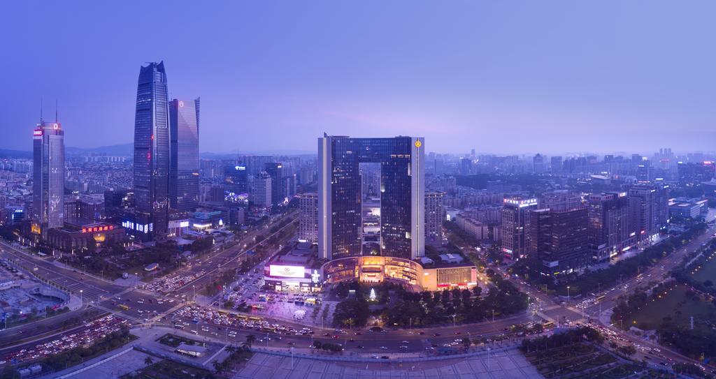 https://mdw-travel-data-us-east-1.s3.amazonaws.com/img/country/China/Dongguan-Street/img_01.jpg