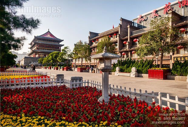 https://mdw-travel-data-us-east-1.s3.amazonaws.com/img/country/China/Drum-Tower-of-Xian/img_04.jpg
