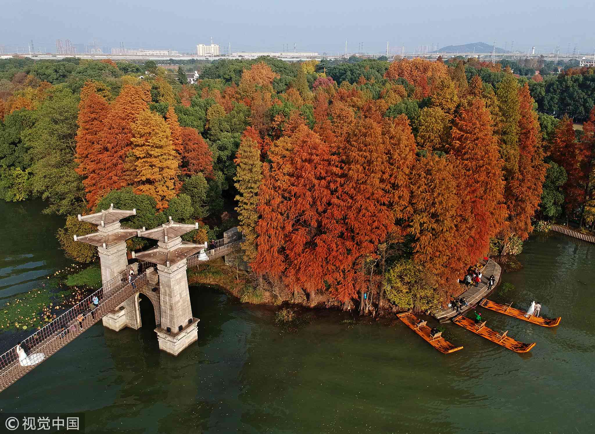 https://mdw-travel-data-us-east-1.s3.amazonaws.com/img/country/China/East-Lake/img_01.jpg
