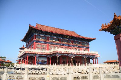 https://mdw-travel-data-us-east-1.s3.amazonaws.com/img/country/China/Eight-Immortals-Temple/img_01.jpg