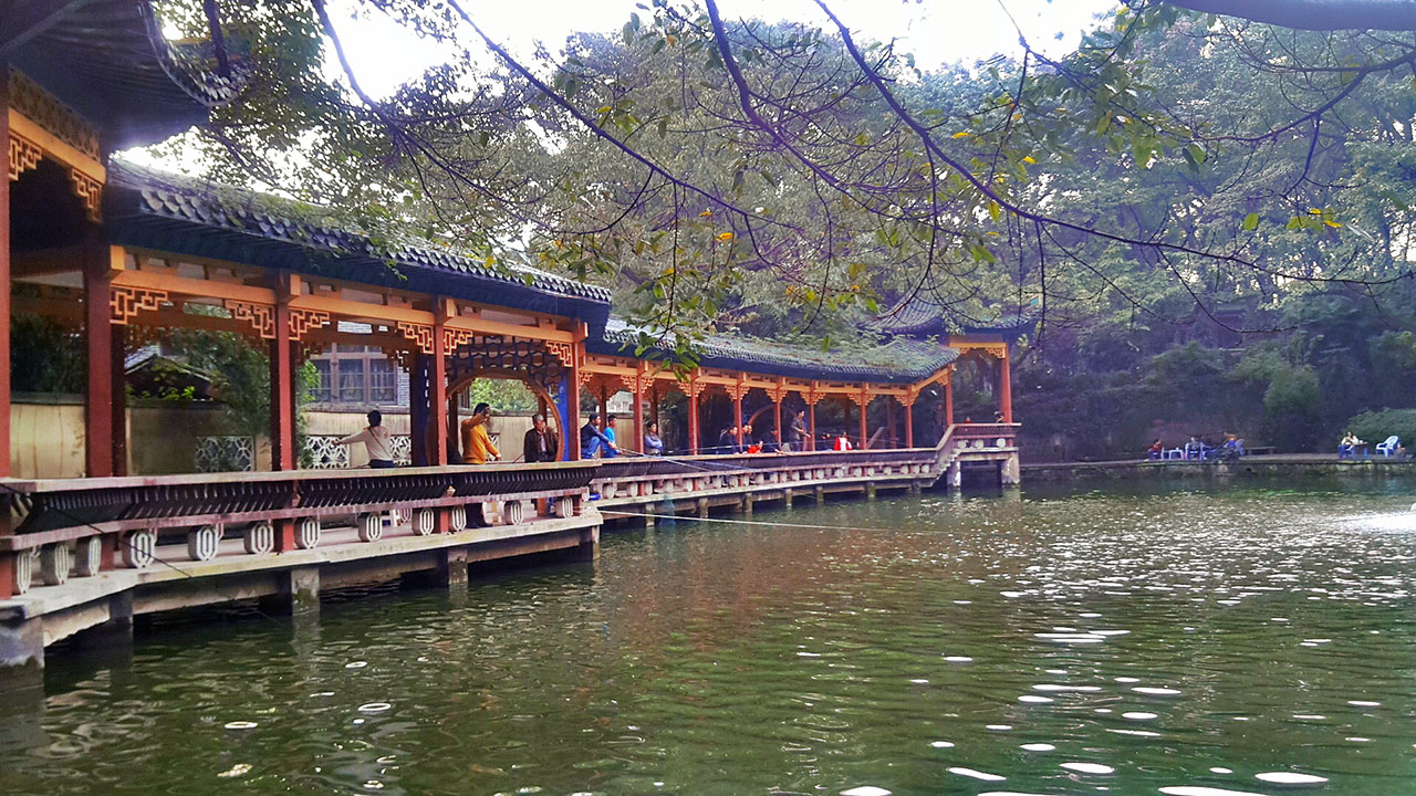 https://mdw-travel-data-us-east-1.s3.amazonaws.com/img/country/China/Eling-Park/img_00.jpg