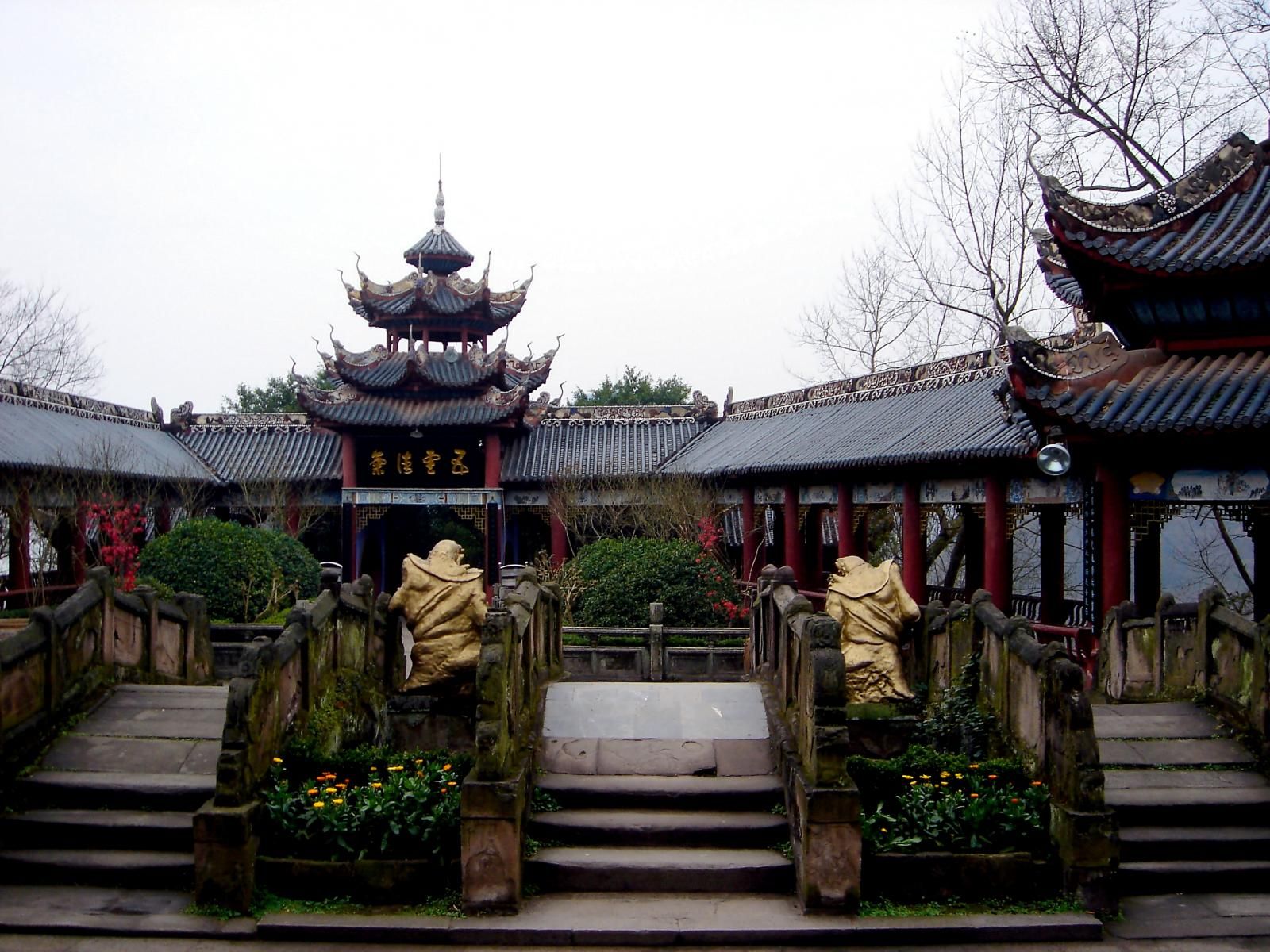 https://mdw-travel-data-us-east-1.s3.amazonaws.com/img/country/China/Fengdu-Ghost-City/img_00.jpg