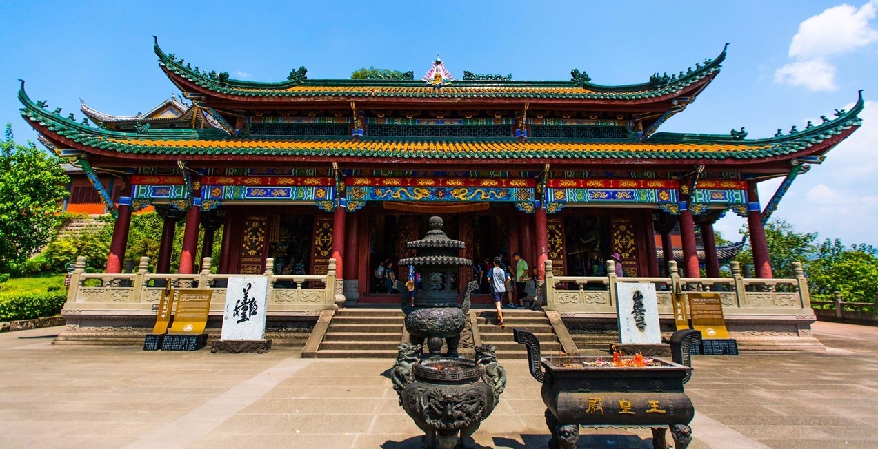 https://mdw-travel-data-us-east-1.s3.amazonaws.com/img/country/China/Fengdu-Ghost-City/img_01.jpg