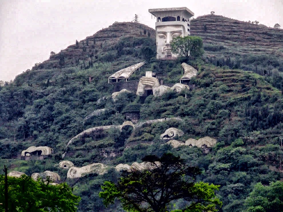 https://mdw-travel-data-us-east-1.s3.amazonaws.com/img/country/China/Fengdu-Ghost-City/img_02.jpg