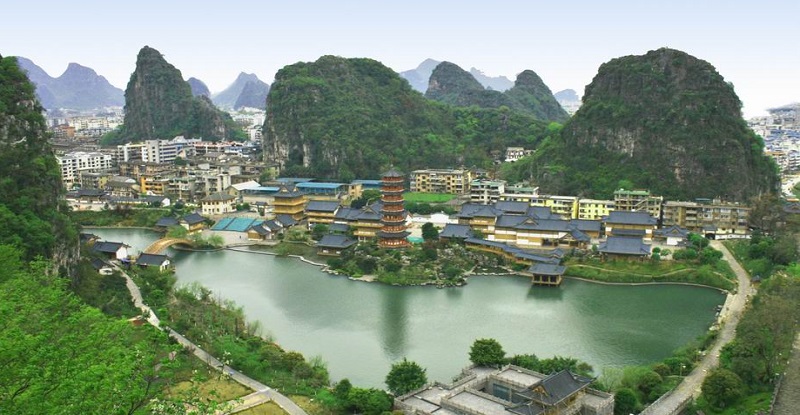 https://mdw-travel-data-us-east-1.s3.amazonaws.com/img/country/China/Folded-Brocade-Hill/img_00.jpg