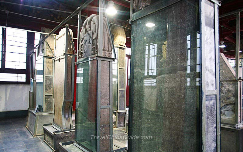 https://mdw-travel-data-us-east-1.s3.amazonaws.com/img/country/China/Forest-of-Stone-Steles-Museum/img_03.jpg
