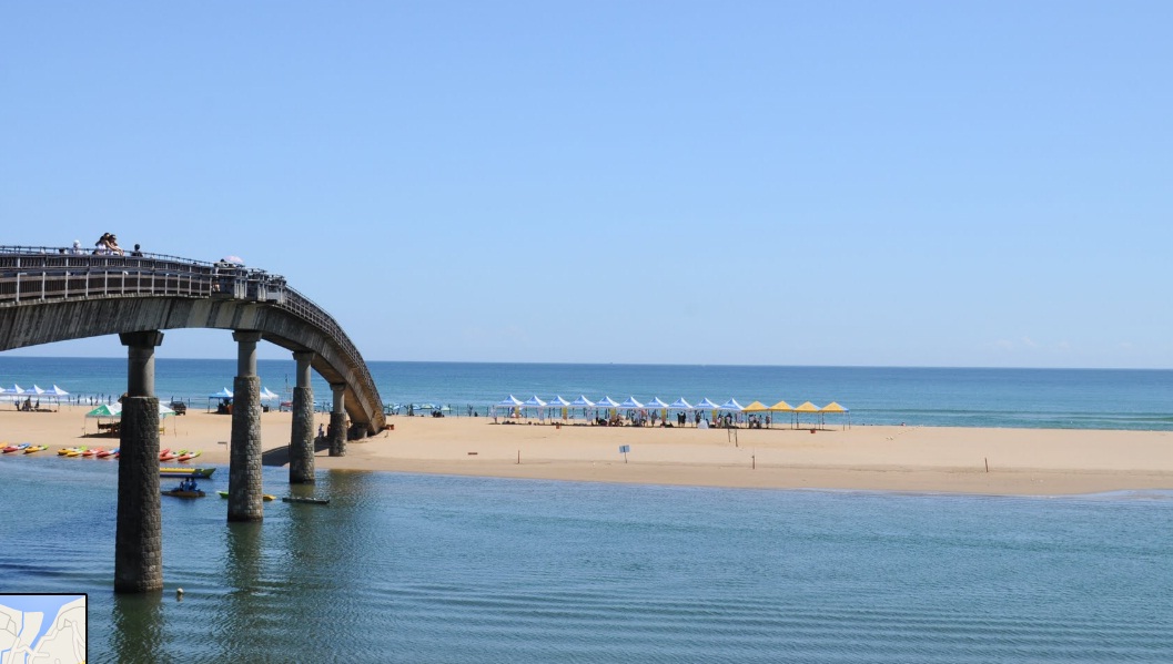 https://mdw-travel-data-us-east-1.s3.amazonaws.com/img/country/China/Fulong-Beach/img_02.jpg