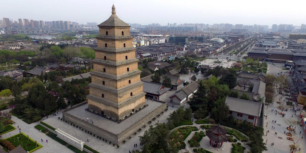 https://mdw-travel-data-us-east-1.s3.amazonaws.com/img/country/China/Giant-Wild-Goose-Pagoda/img_01.jpg