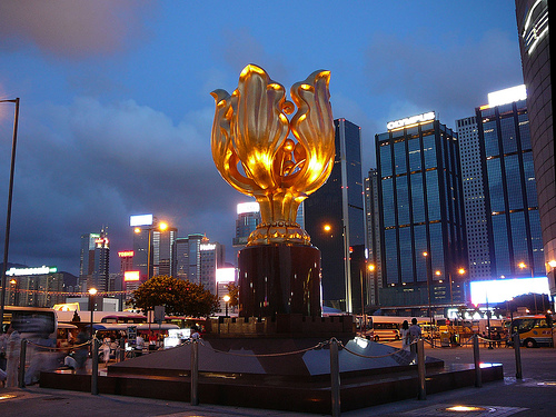 https://mdw-travel-data-us-east-1.s3.amazonaws.com/img/country/China/Golden-Bauhinia-Square/img_04.jpg