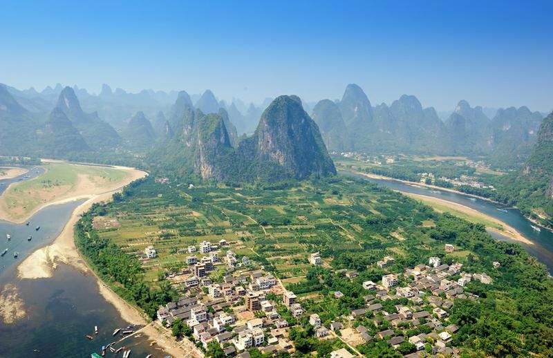 https://mdw-travel-data-us-east-1.s3.amazonaws.com/img/country/China/Guilin-Seven-Star-Park/img_04.jpg