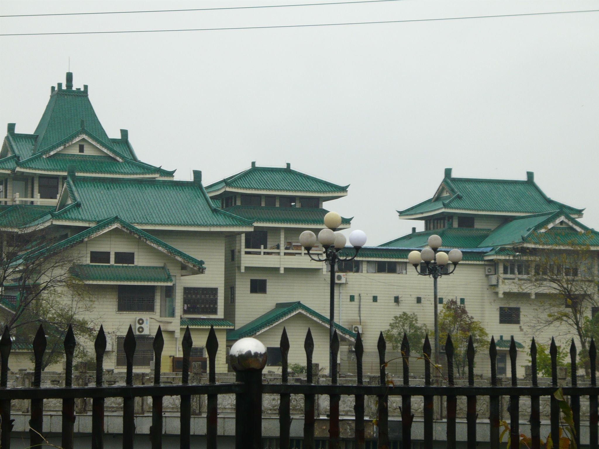 https://mdw-travel-data-us-east-1.s3.amazonaws.com/img/country/China/Guilin-Two-Rivers-and-Four-Lakes/img_04.jpg