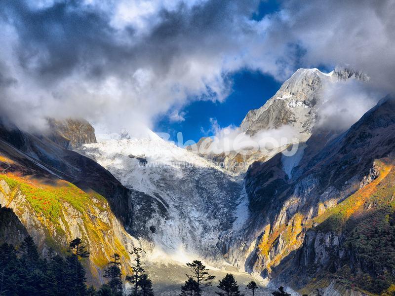 https://mdw-travel-data-us-east-1.s3.amazonaws.com/img/country/China/Hailuogou-Glacier-Forest-Park/img_03.jpg