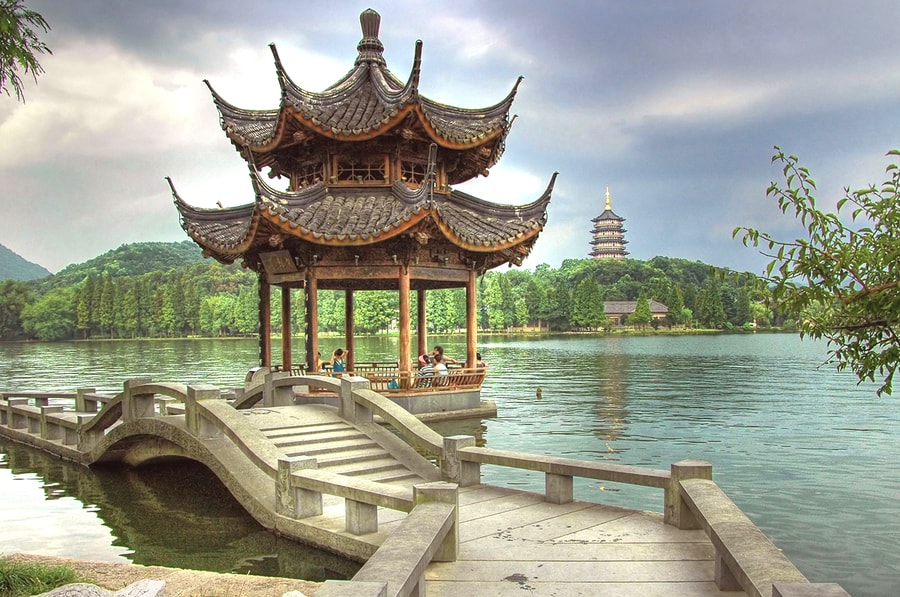 https://mdw-travel-data-us-east-1.s3.amazonaws.com/img/country/China/Hangzhou-Paradise-Park/img_02.jpg