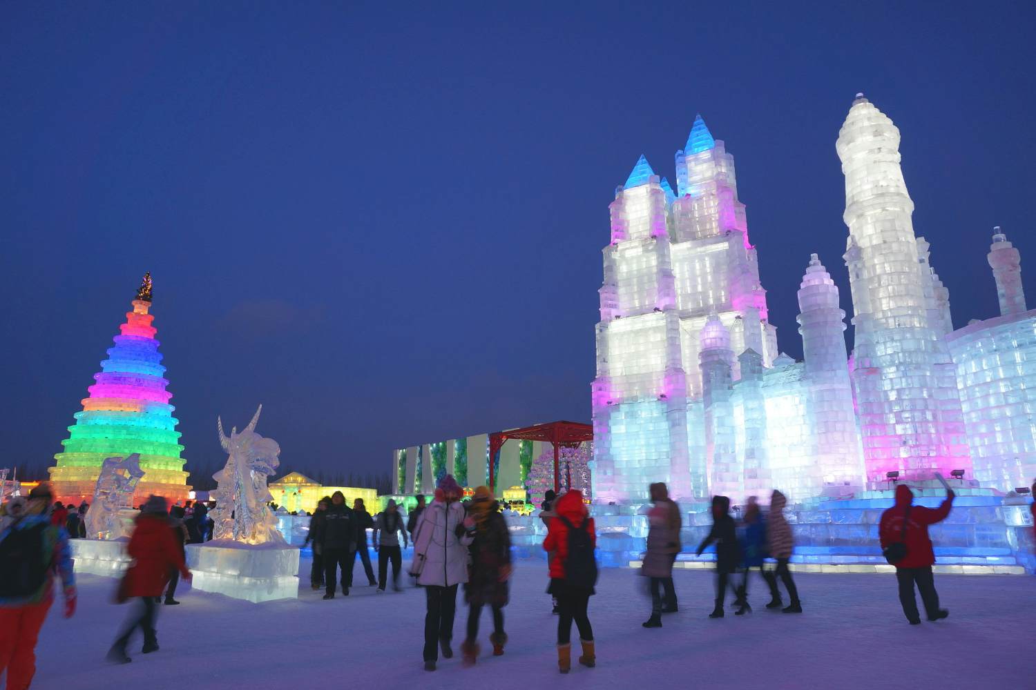 https://mdw-travel-data-us-east-1.s3.amazonaws.com/img/country/China/Harbin-Ice-and-Snow-World/img_01.jpg