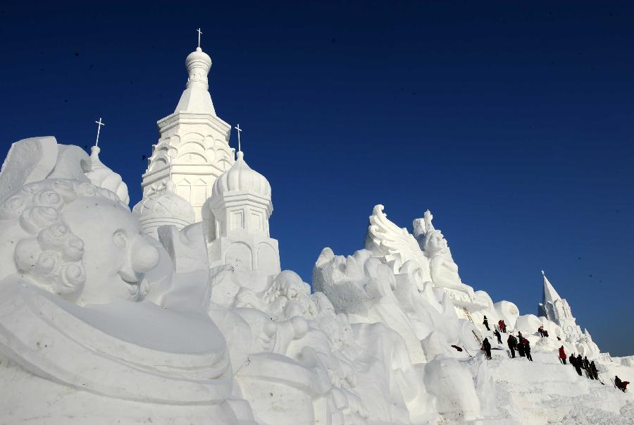 https://mdw-travel-data-us-east-1.s3.amazonaws.com/img/country/China/Harbin-Sun-Island-International-Snow-Sculpture-Art-Expo/img_03.jpg