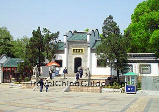 https://mdw-travel-data-us-east-1.s3.amazonaws.com/img/country/China/Heptachord-Terrace/img_02.jpg