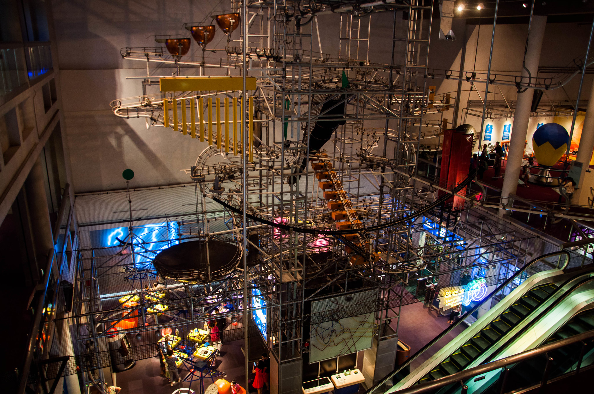 https://mdw-travel-data-us-east-1.s3.amazonaws.com/img/country/China/Hong-Kong-Science-Museum/img_03.jpg