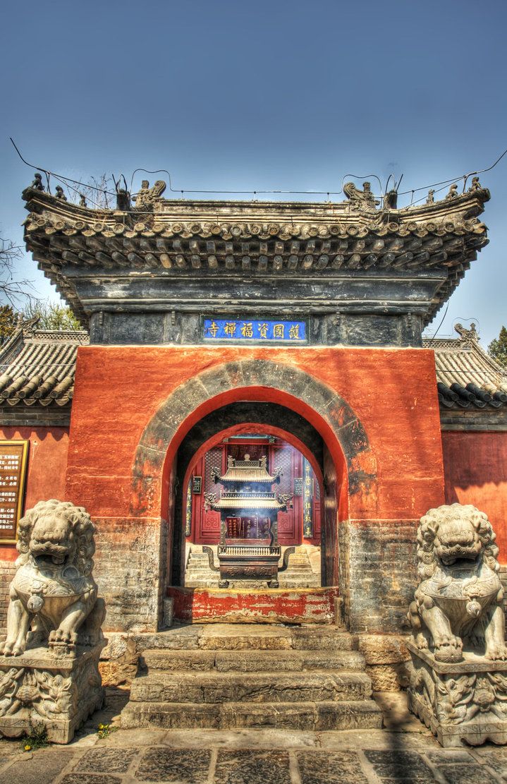 https://mdw-travel-data-us-east-1.s3.amazonaws.com/img/country/China/Hongluo-Temple/img_00.jpg