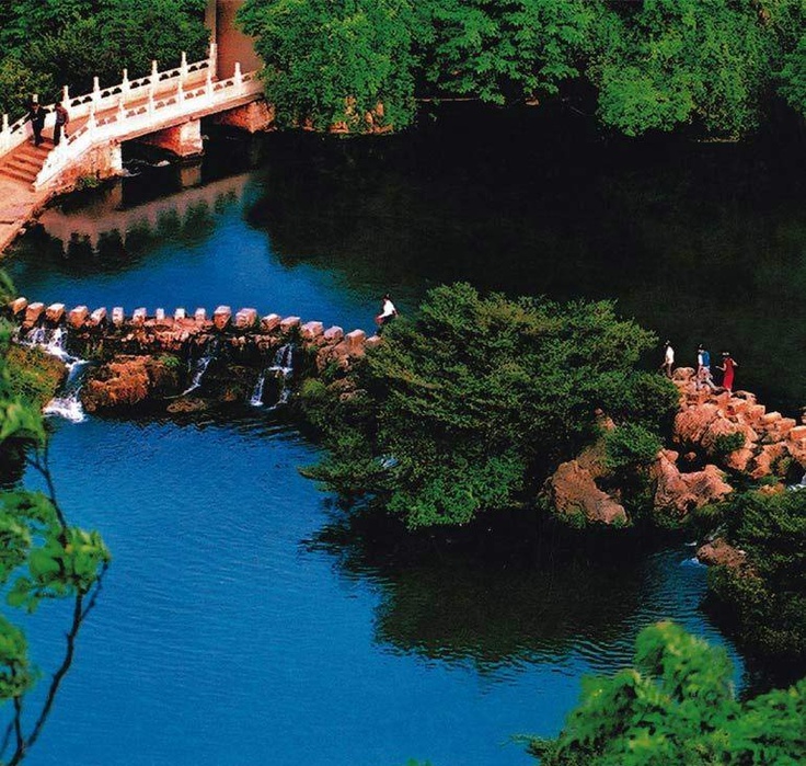 https://mdw-travel-data-us-east-1.s3.amazonaws.com/img/country/China/Huaxi-Scenic-Area/img_02.jpg