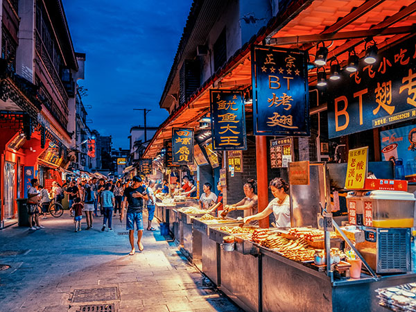https://mdw-travel-data-us-east-1.s3.amazonaws.com/img/country/China/Hubu-Alley/img_00.jpg