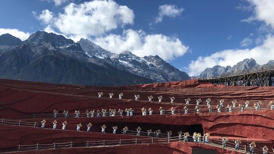 https://mdw-travel-data-us-east-1.s3.amazonaws.com/img/country/China/Impression-Lijiang-Show/img_04.jpg