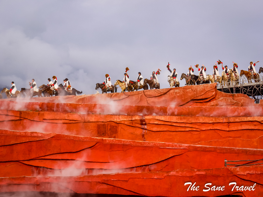 https://mdw-travel-data-us-east-1.s3.amazonaws.com/img/country/China/Impression-Lijiang-Show/img_05.jpg