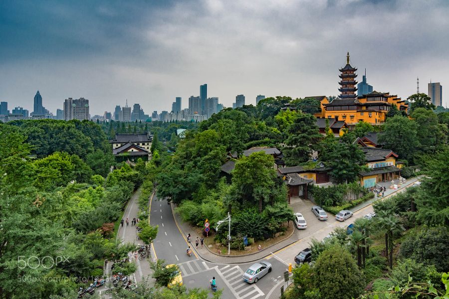 https://mdw-travel-data-us-east-1.s3.amazonaws.com/img/country/China/Jiming-Temple/img_03.jpg