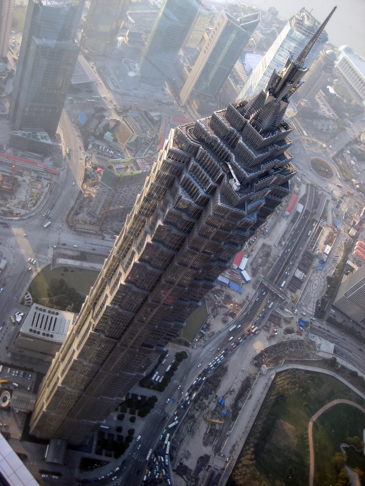 https://mdw-travel-data-us-east-1.s3.amazonaws.com/img/country/China/Jin-Mao-Tower/img_01.jpg
