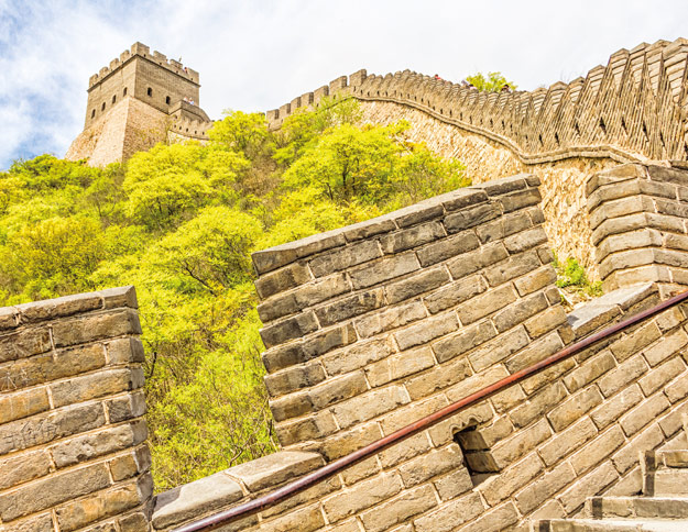 https://mdw-travel-data-us-east-1.s3.amazonaws.com/img/country/China/Juyongguan-Great-Wall/img_03.jpg