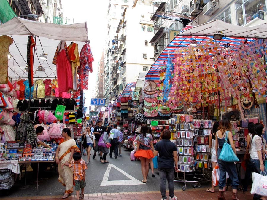 https://mdw-travel-data-us-east-1.s3.amazonaws.com/img/country/China/Ladies-Market/img_05.jpg