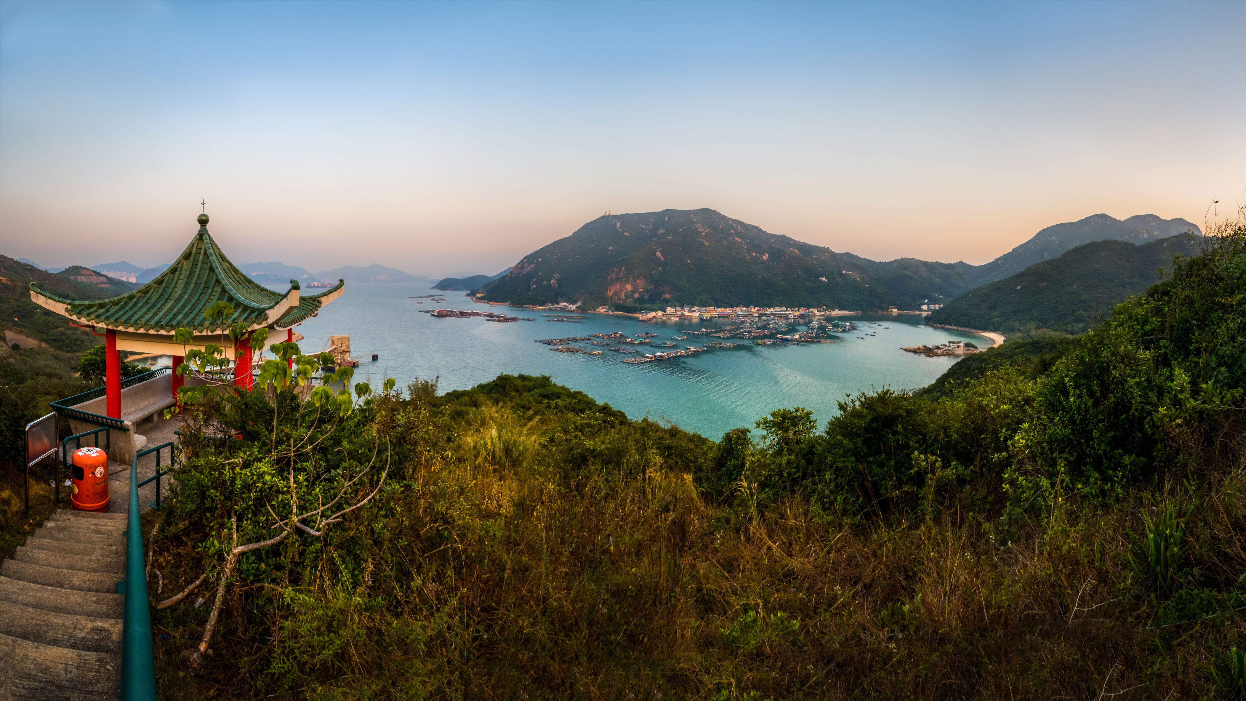 https://mdw-travel-data-us-east-1.s3.amazonaws.com/img/country/China/Lamma-Island/img_03.jpg