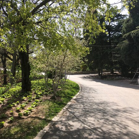 https://mdw-travel-data-us-east-1.s3.amazonaws.com/img/country/China/Laohutan-Scenic-Park/img_04.jpg