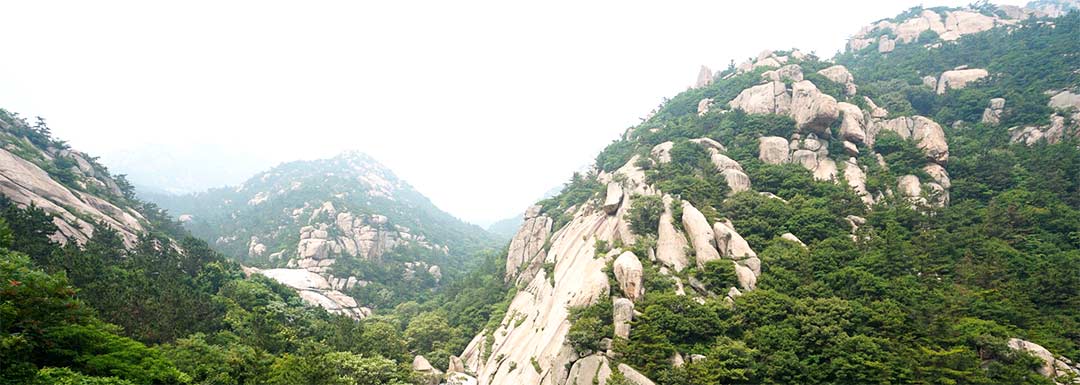 https://mdw-travel-data-us-east-1.s3.amazonaws.com/img/country/China/Laoshan-Scenic-Area/img_01.jpg