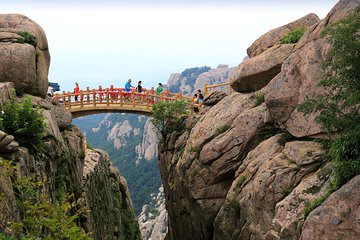 https://mdw-travel-data-us-east-1.s3.amazonaws.com/img/country/China/Laoshan-Scenic-Area/img_05.jpg