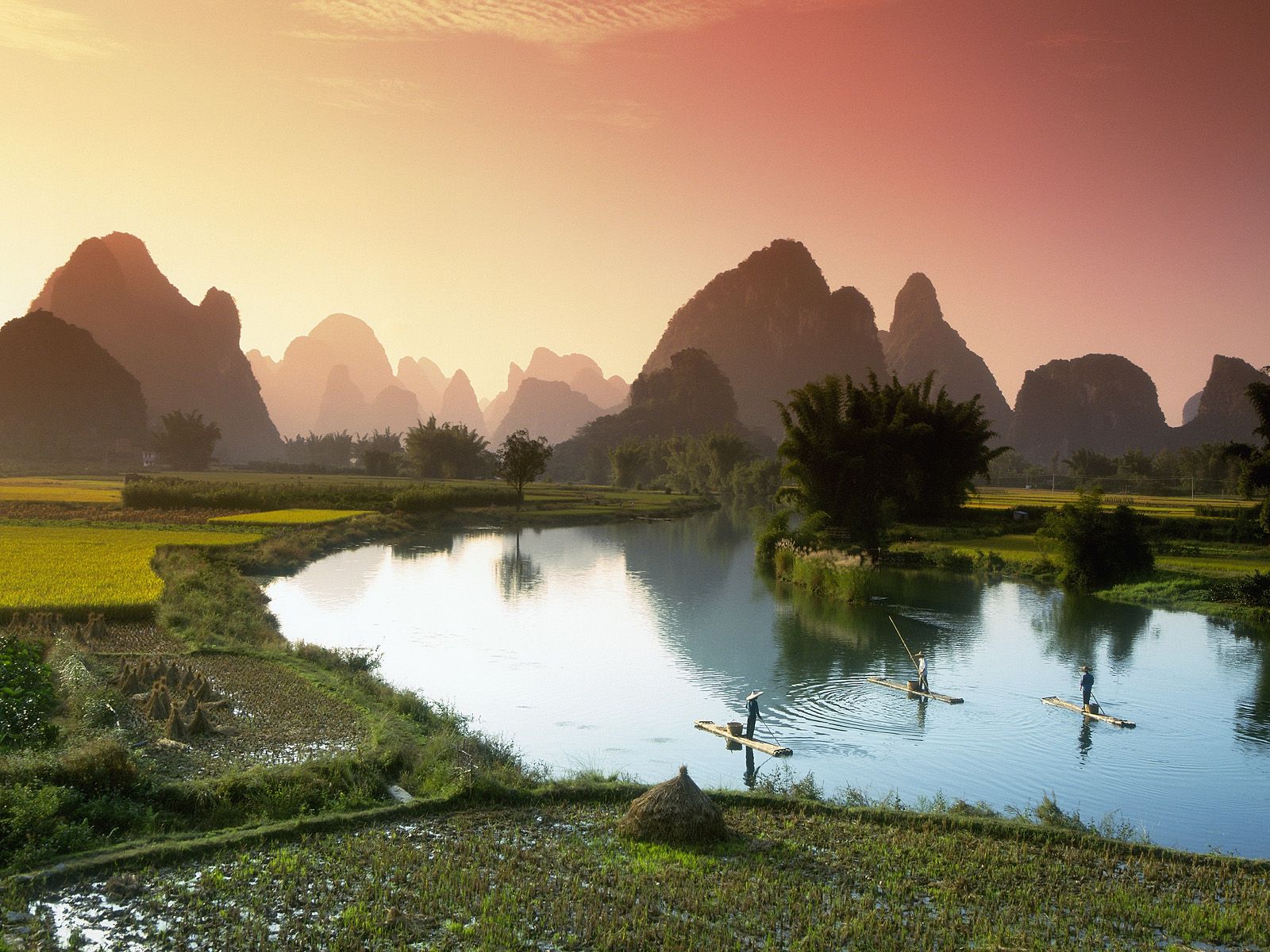 https://mdw-travel-data-us-east-1.s3.amazonaws.com/img/country/China/Li-River/img_03.jpg