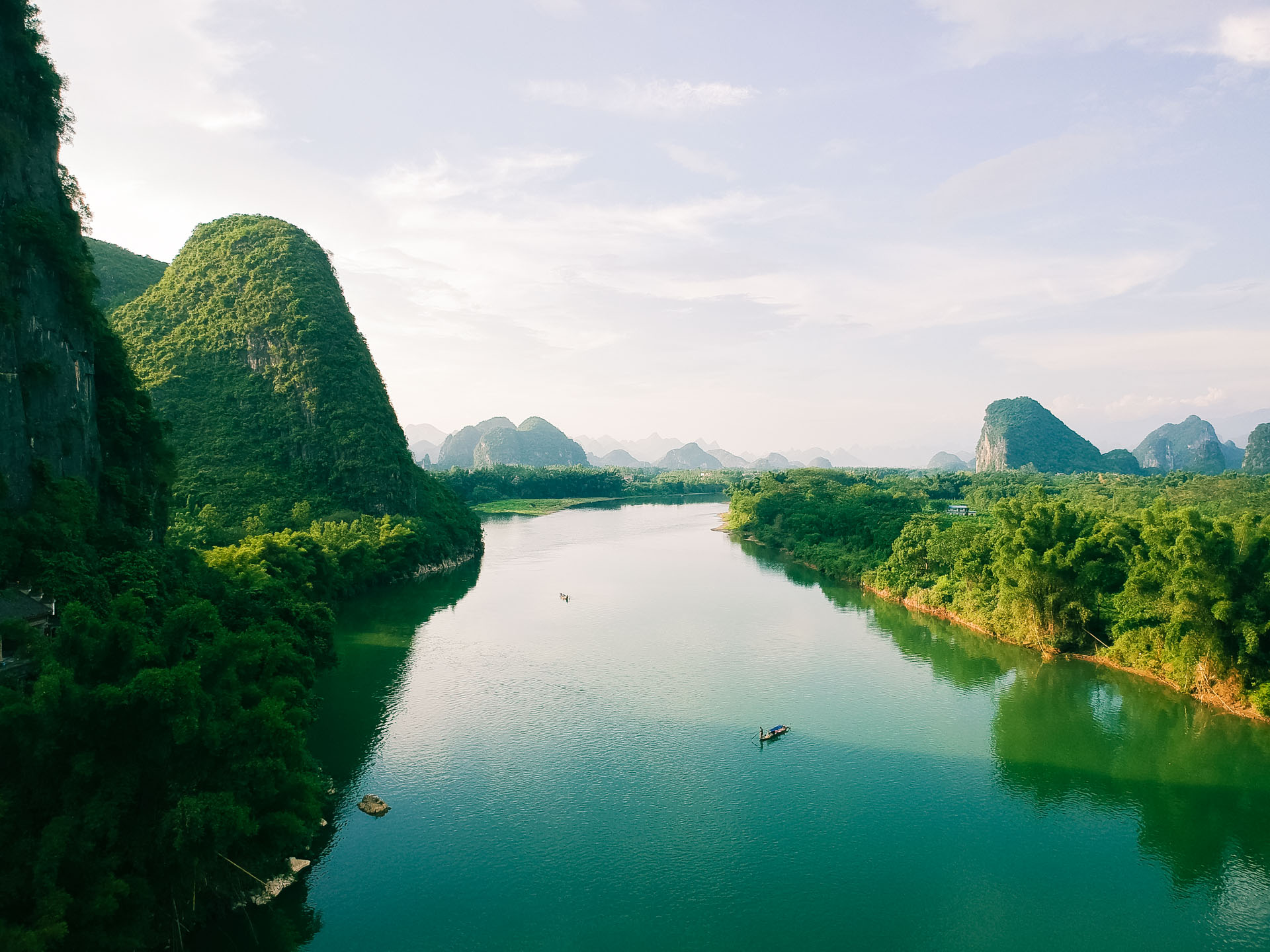 https://mdw-travel-data-us-east-1.s3.amazonaws.com/img/country/China/Li-River/img_04.jpg