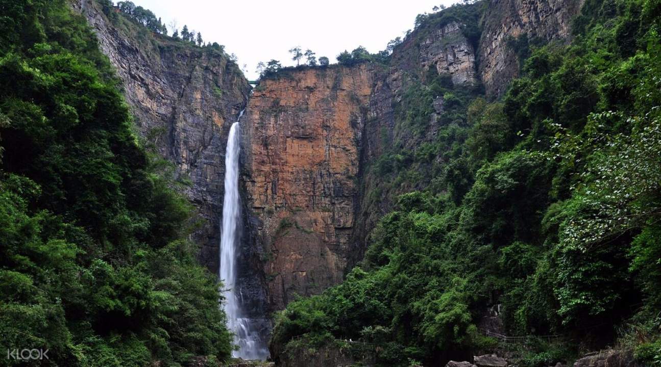 https://mdw-travel-data-us-east-1.s3.amazonaws.com/img/country/China/Liaoning-Grand-Canyon/img_03.jpg