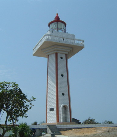 https://mdw-travel-data-us-east-1.s3.amazonaws.com/img/country/China/Lighthouse-Bay/img_03.jpg