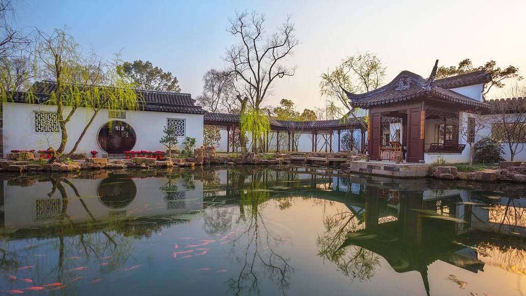 https://mdw-travel-data-us-east-1.s3.amazonaws.com/img/country/China/Lingering-Garden/img_01.jpg