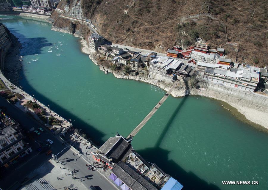 https://mdw-travel-data-us-east-1.s3.amazonaws.com/img/country/China/Luding-Bridge/img_03.jpg
