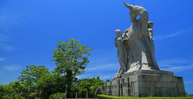 https://mdw-travel-data-us-east-1.s3.amazonaws.com/img/country/China/Luhuitou-Park/img_02.jpg