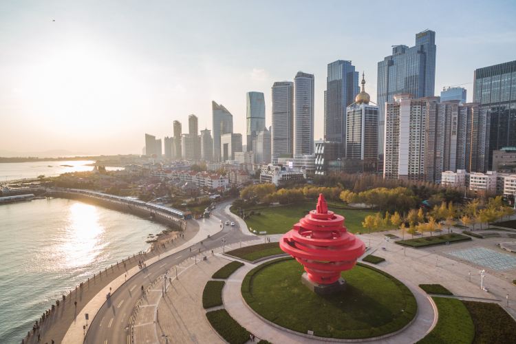 https://mdw-travel-data-us-east-1.s3.amazonaws.com/img/country/China/May-Fourth-Square/img_00.jpg