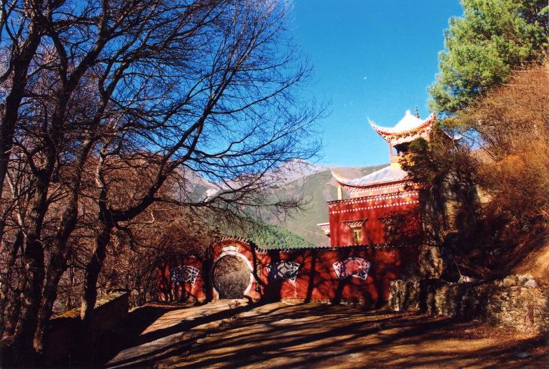https://mdw-travel-data-us-east-1.s3.amazonaws.com/img/country/China/Mopanshan-Mountain/img_03.jpg