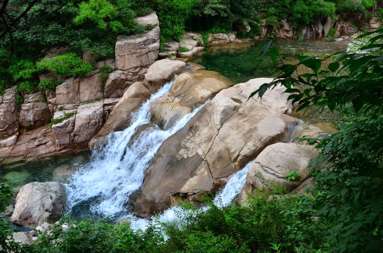 https://mdw-travel-data-us-east-1.s3.amazonaws.com/img/country/China/Mount-Lao/img_01.jpg